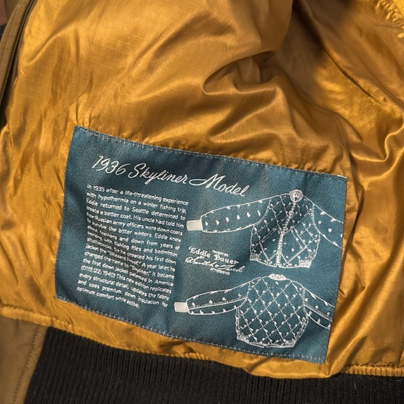 Men’s Eddie Bauer Down Bomber - Picture 9 of 11